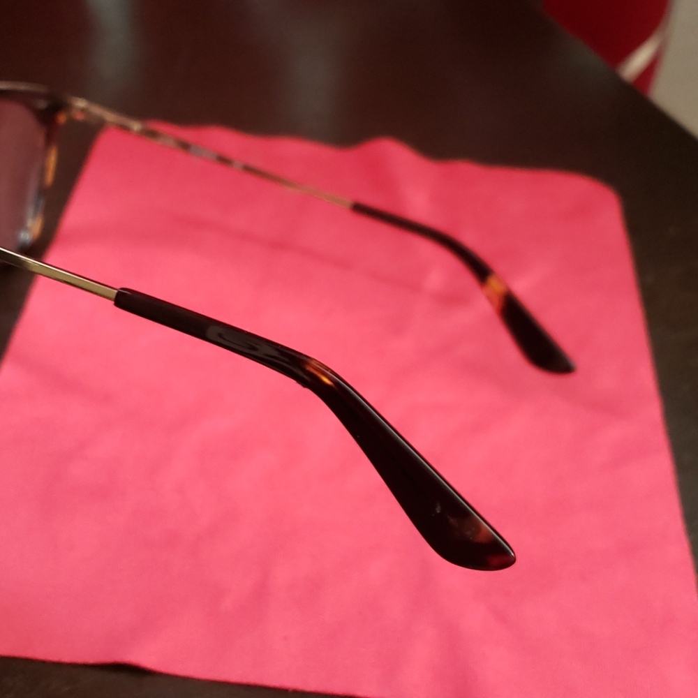 Authentic Guess Glass/Frames - image 4